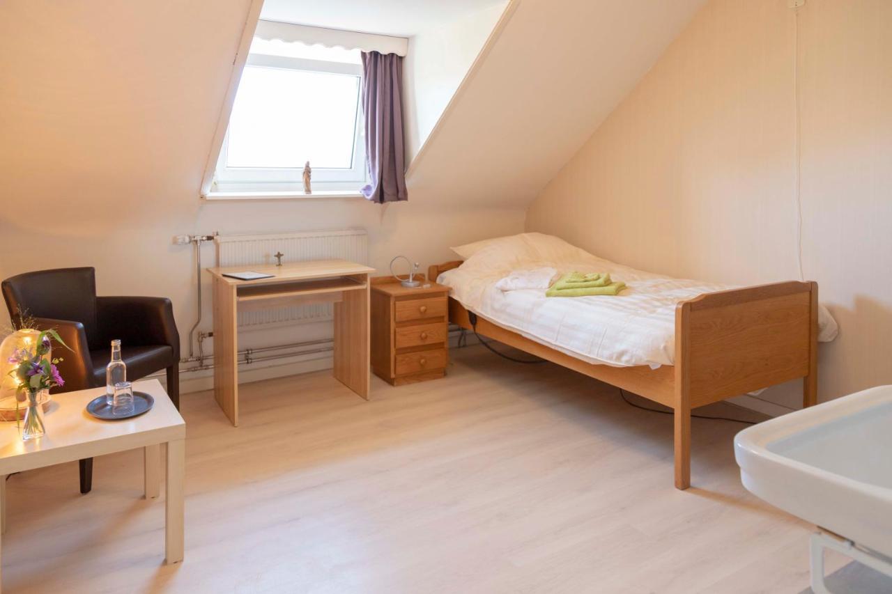 B&B Antoniushoeve Lomm Exteriör bild