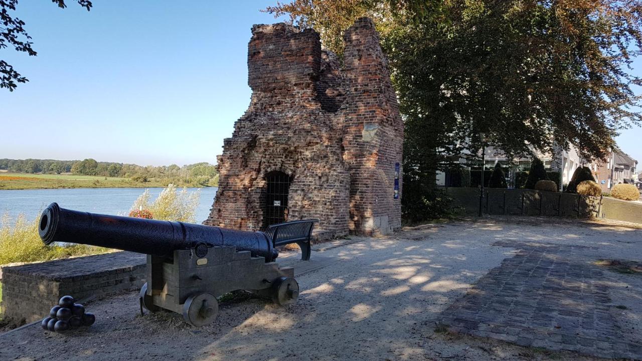B&B Antoniushoeve Lomm Exteriör bild
